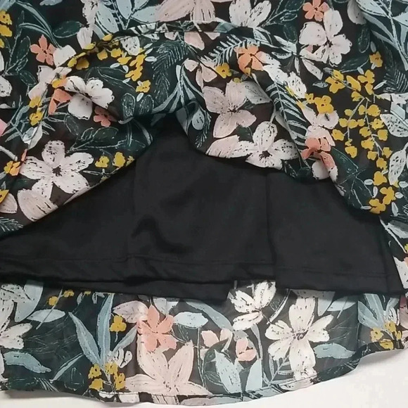 {Robert Louis} Floral Print Belted Faux Wrap Dress - Picture 13 of 15